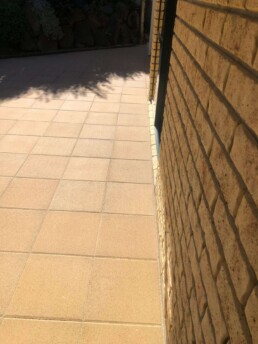 sandstone coloured pavers